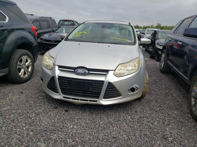 Photo 8 VIN: 1FAHP3M29CL331602 - FORD FOCUS SEL 