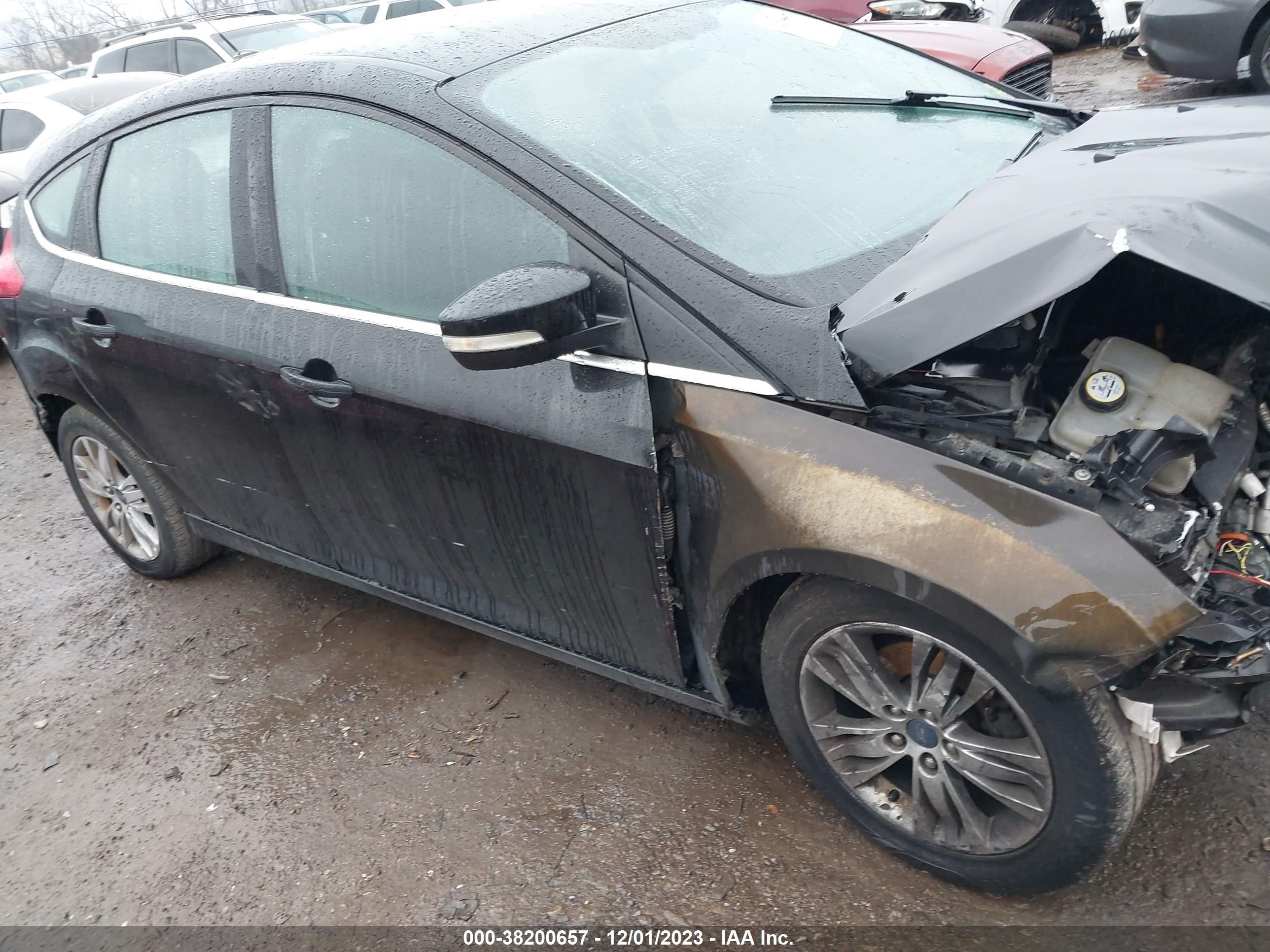 Photo 13 VIN: 1FAHP3M29CL436768 - FORD FOCUS 