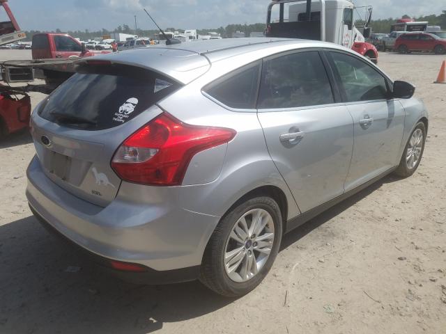 Photo 3 VIN: 1FAHP3M2XCL141114 - FORD FOCUS SEL 