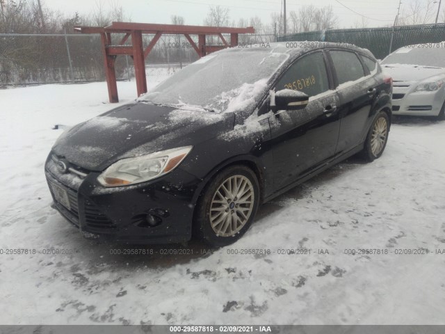 Photo 1 VIN: 1FAHP3M2XCL166868 - FORD FOCUS 