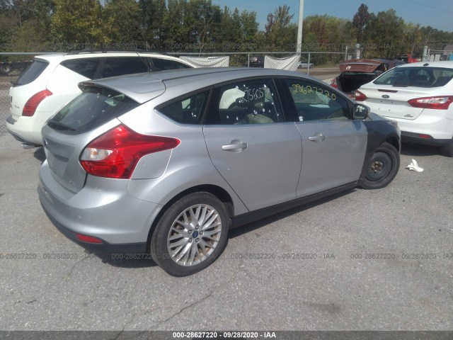 Photo 3 VIN: 1FAHP3M2XCL220184 - FORD FOCUS 