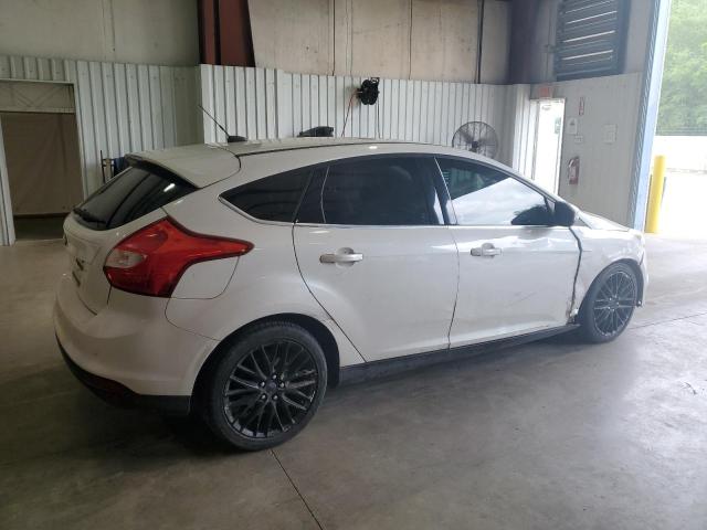 Photo 2 VIN: 1FAHP3M2XCL287531 - FORD FOCUS 