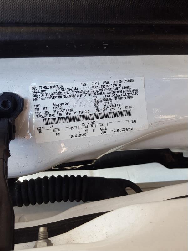 Photo 9 VIN: 1FAHP3M2XCL325386 - FORD FOCUS SEL 