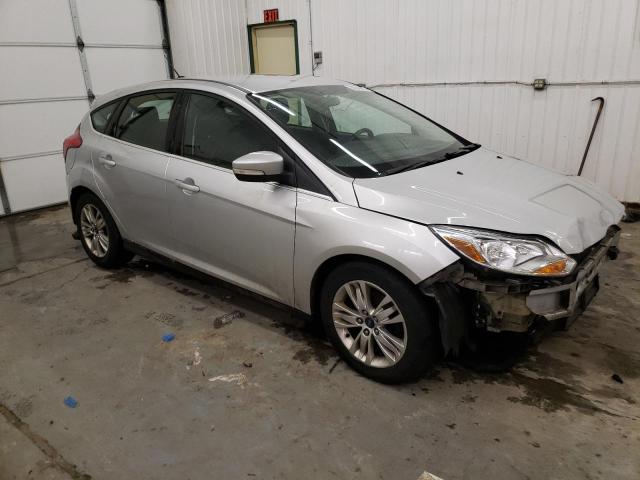 Photo 3 VIN: 1FAHP3M2XCL372496 - FORD FOCUS SEL 