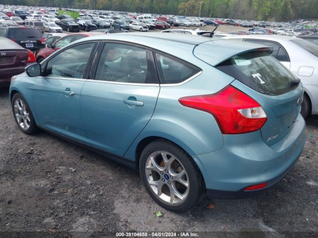 Photo 2 VIN: 1FAHP3M2XCL377536 - FORD FOCUS 