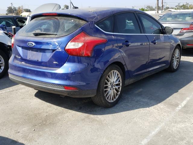 Photo 3 VIN: 1FAHP3M2XCL423365 - FORD FOCUS SEL 