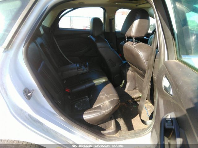 Photo 7 VIN: 1FAHP3M2XCL469116 - FORD FOCUS 