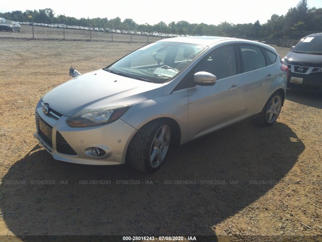 Photo 1 VIN: 1FAHP3N20CL230446 - FORD FOCUS 