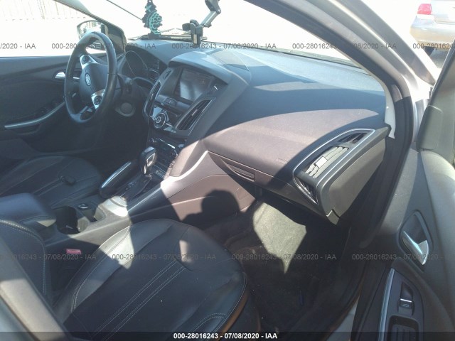 Photo 4 VIN: 1FAHP3N20CL230446 - FORD FOCUS 