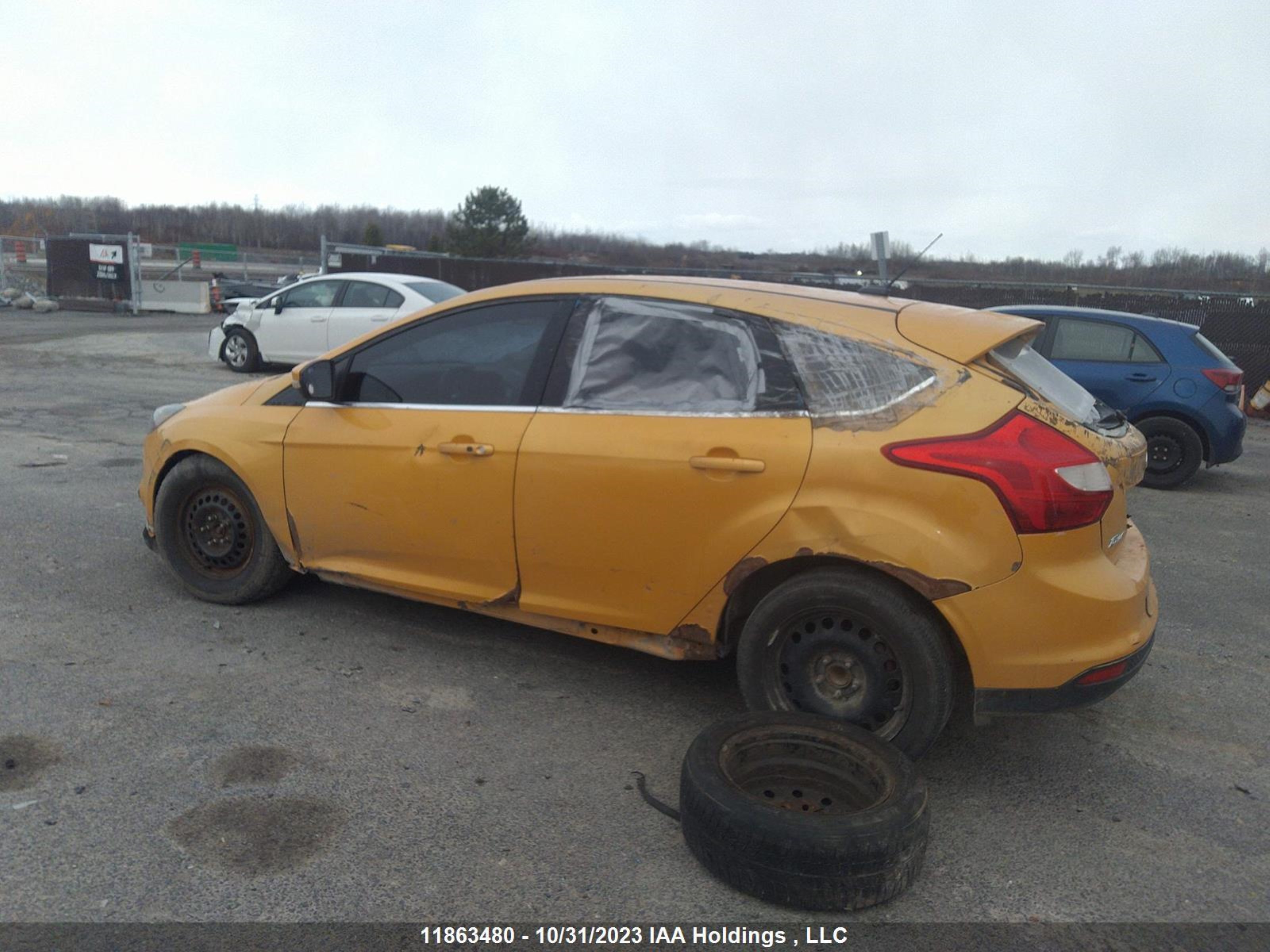 Photo 2 VIN: 1FAHP3N20CL431814 - FORD FOCUS 