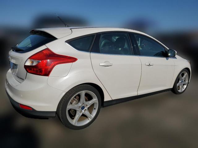 Photo 2 VIN: 1FAHP3N21CL111188 - FORD FOCUS 