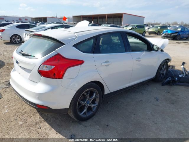 Photo 3 VIN: 1FAHP3N21CL161198 - FORD FOCUS 