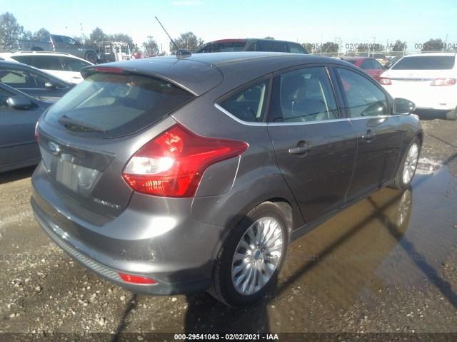 Photo 3 VIN: 1FAHP3N21CL415833 - FORD FOCUS 