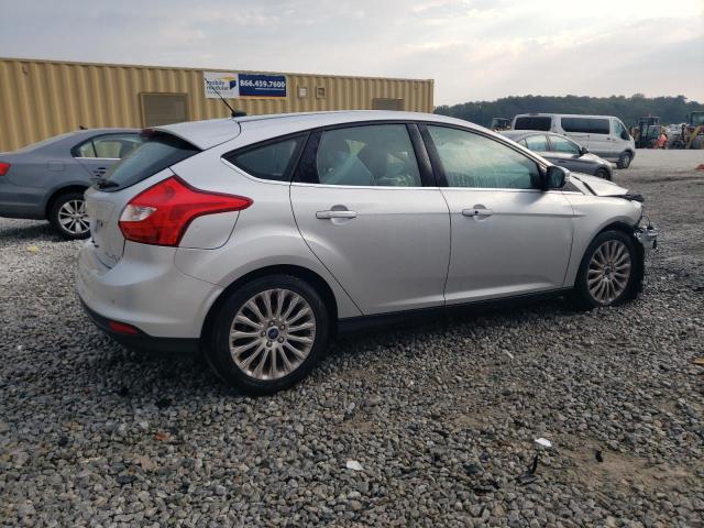 Photo 2 VIN: 1FAHP3N21CL420949 - FORD FOCUS TITA 