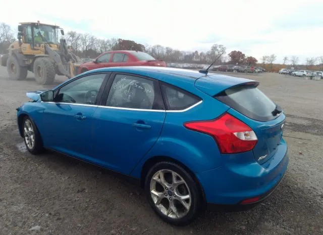 Photo 2 VIN: 1FAHP3N21CL427738 - FORD FOCUS 