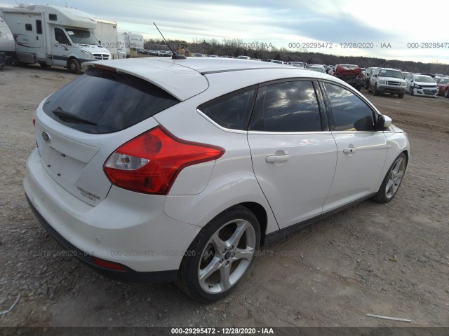 Photo 3 VIN: 1FAHP3N21CL428811 - FORD FOCUS 