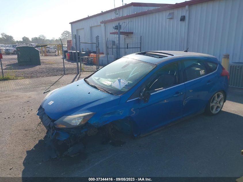 Photo 1 VIN: 1FAHP3N22CL298733 - FORD FOCUS 