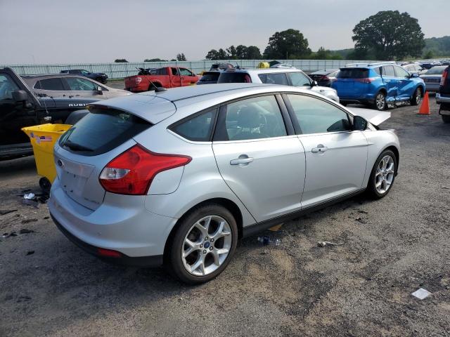 Photo 2 VIN: 1FAHP3N22CL311688 - FORD FOCUS 