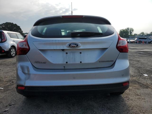 Photo 5 VIN: 1FAHP3N22CL311688 - FORD FOCUS 