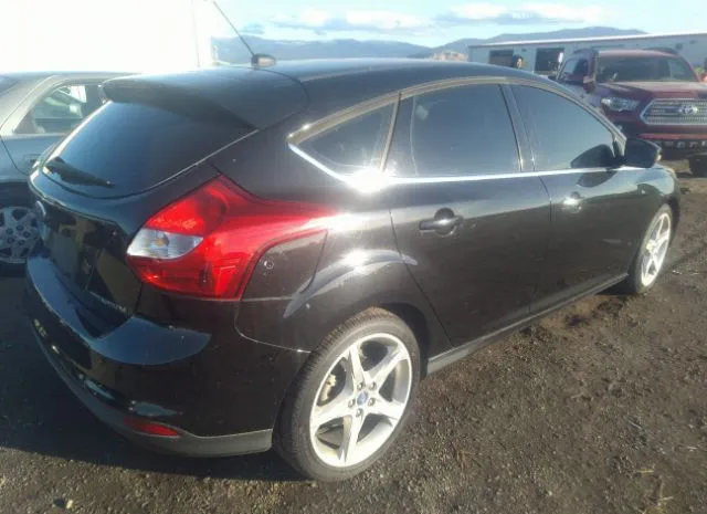 Photo 3 VIN: 1FAHP3N22CL328040 - FORD FOCUS 