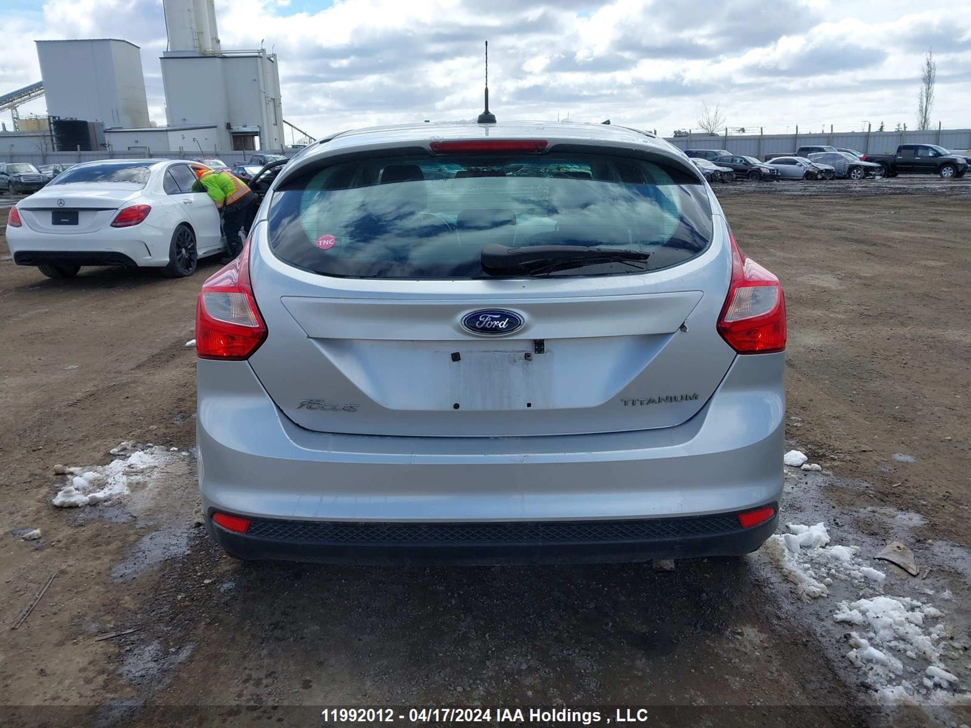 Photo 15 VIN: 1FAHP3N23CL143785 - FORD FOCUS 