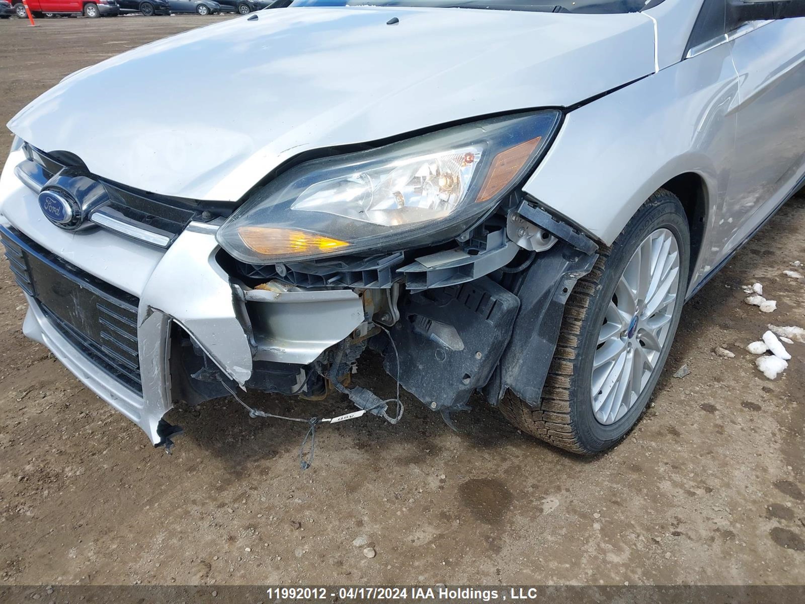 Photo 5 VIN: 1FAHP3N23CL143785 - FORD FOCUS 