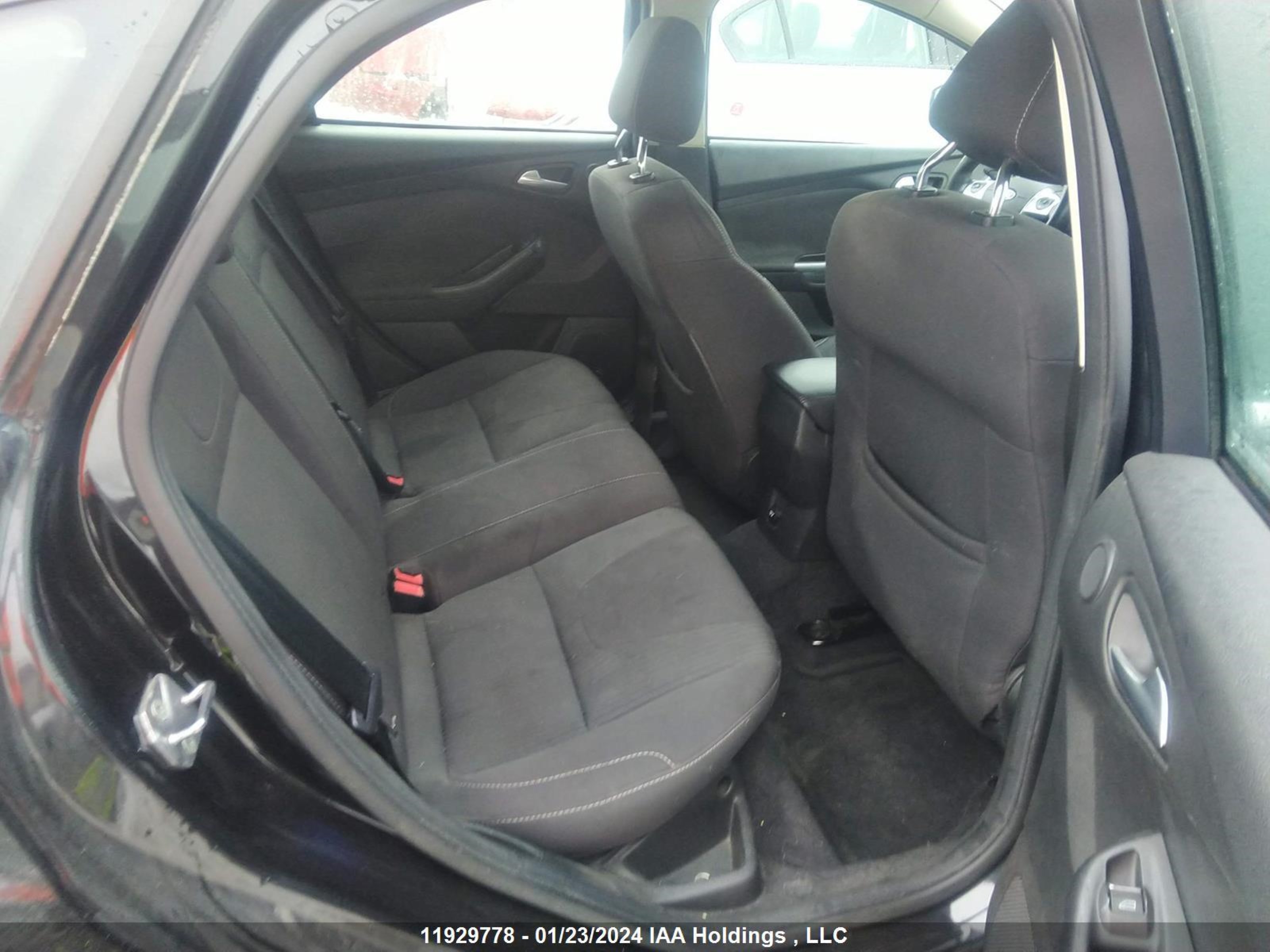 Photo 7 VIN: 1FAHP3N23CL383452 - FORD FOCUS 