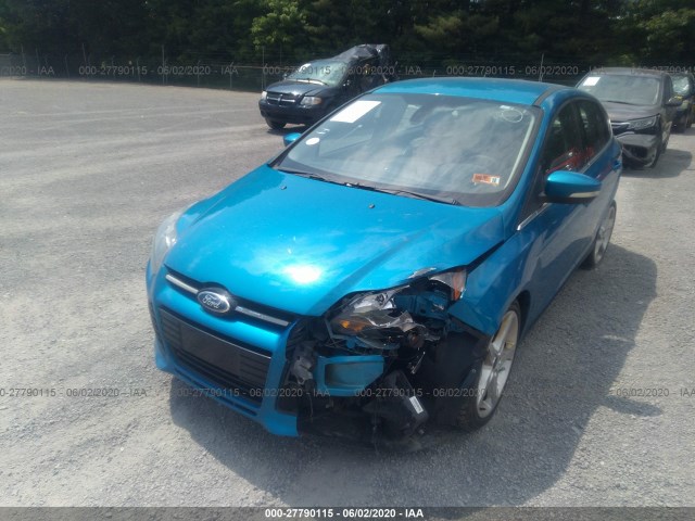 Photo 5 VIN: 1FAHP3N23CL399120 - FORD FOCUS 