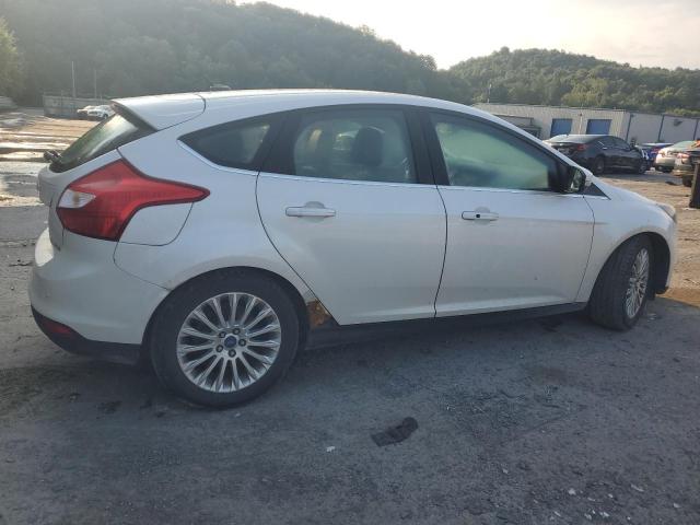 Photo 2 VIN: 1FAHP3N24CL109581 - FORD FOCUS TITA 