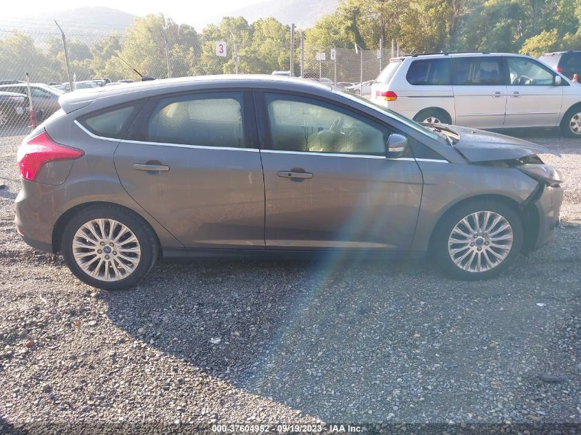 Photo 12 VIN: 1FAHP3N24CL225413 - FORD FOCUS 