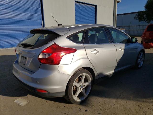 Photo 2 VIN: 1FAHP3N25CL237313 - FORD FOCUS 