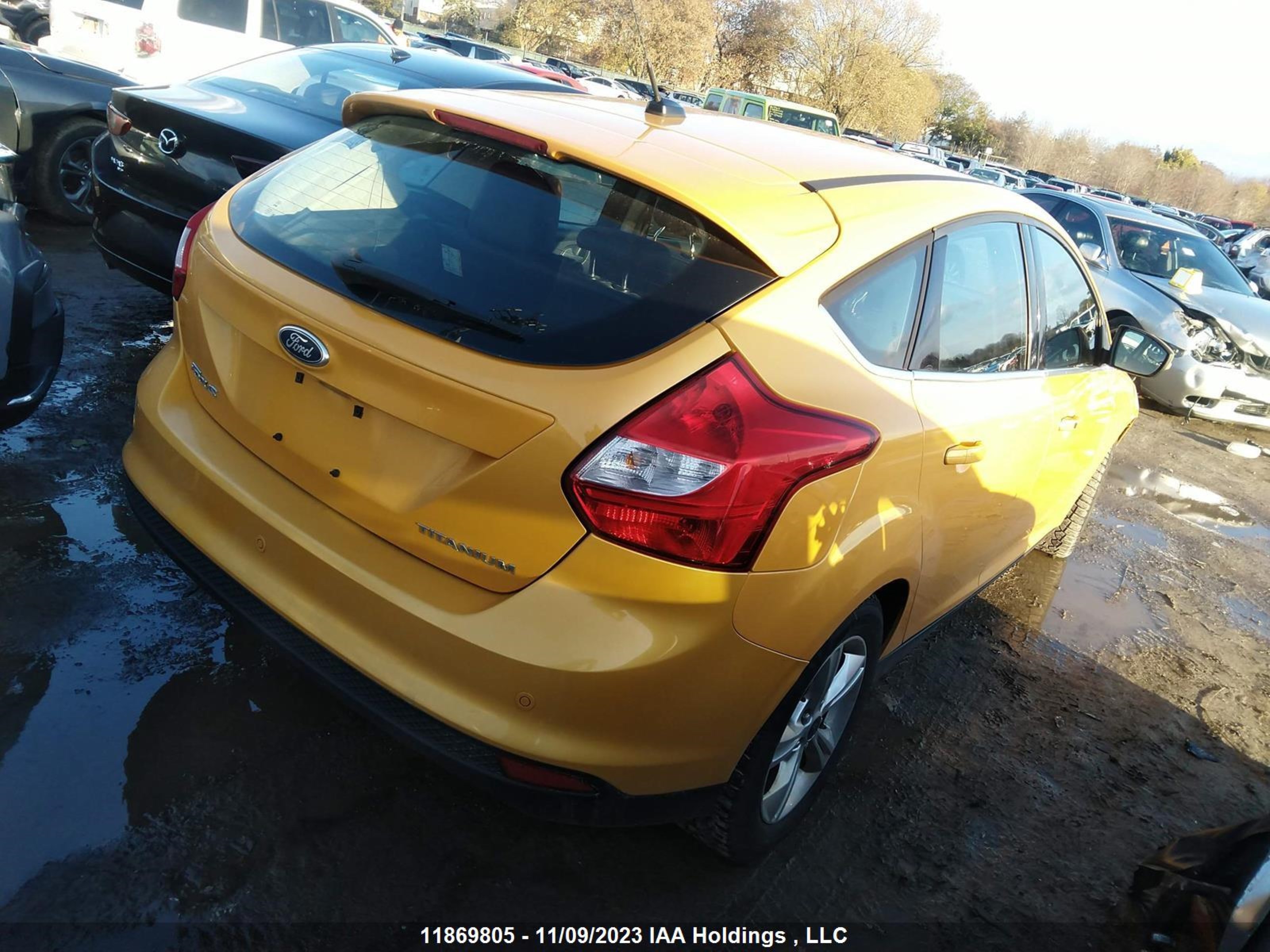 Photo 3 VIN: 1FAHP3N28CL180847 - FORD FOCUS 