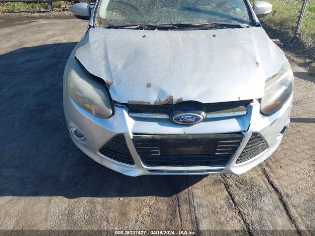 Photo 5 VIN: 1FAHP3N28CL213670 - FORD FOCUS 