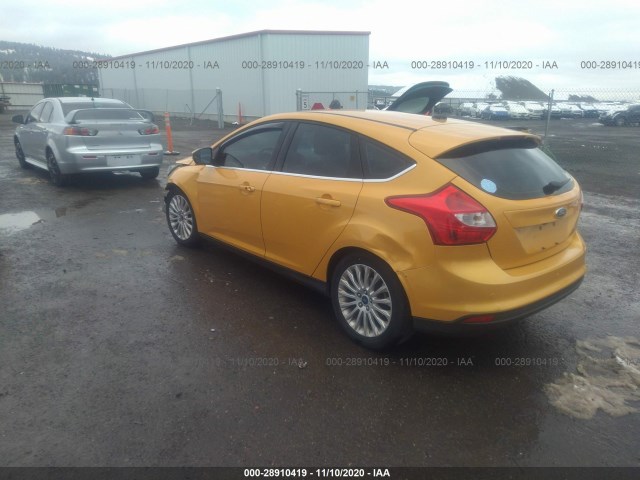 Photo 2 VIN: 1FAHP3N28CL290958 - FORD FOCUS 