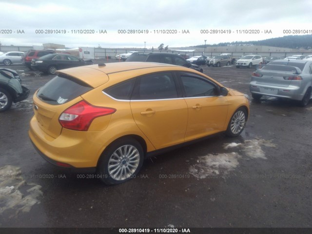 Photo 3 VIN: 1FAHP3N28CL290958 - FORD FOCUS 