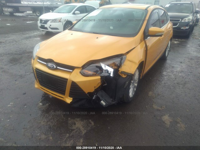 Photo 5 VIN: 1FAHP3N28CL290958 - FORD FOCUS 