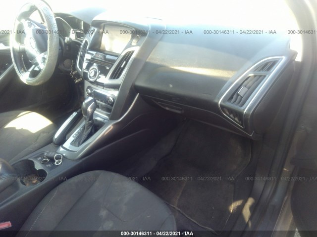 Photo 4 VIN: 1FAHP3N28CL294220 - FORD FOCUS 