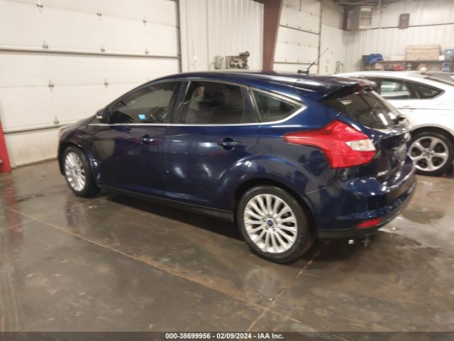 Photo 2 VIN: 1FAHP3N29CL137697 - FORD FOCUS 