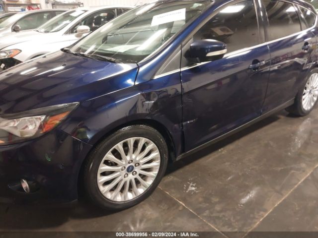 Photo 5 VIN: 1FAHP3N29CL137697 - FORD FOCUS 