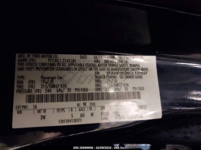 Photo 8 VIN: 1FAHP3N29CL137697 - FORD FOCUS 