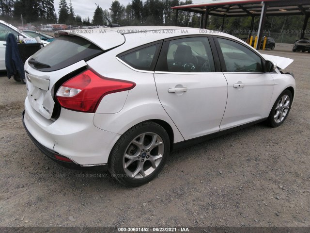 Photo 3 VIN: 1FAHP3N29CL155648 - FORD FOCUS 