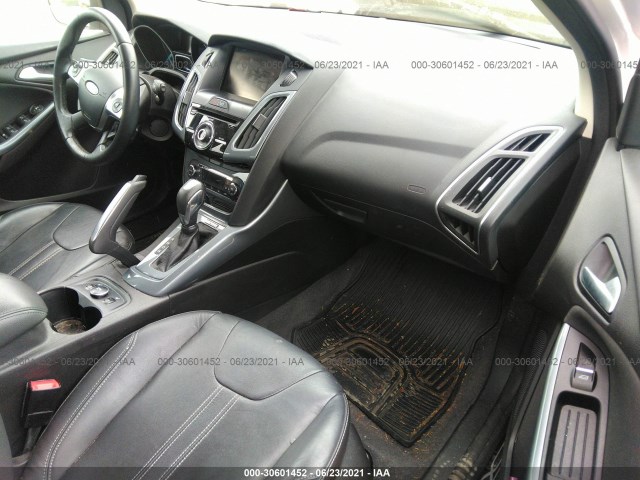 Photo 4 VIN: 1FAHP3N29CL155648 - FORD FOCUS 