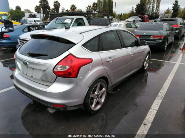 Photo 3 VIN: 1FAHP3N29CL362797 - FORD FOCUS 