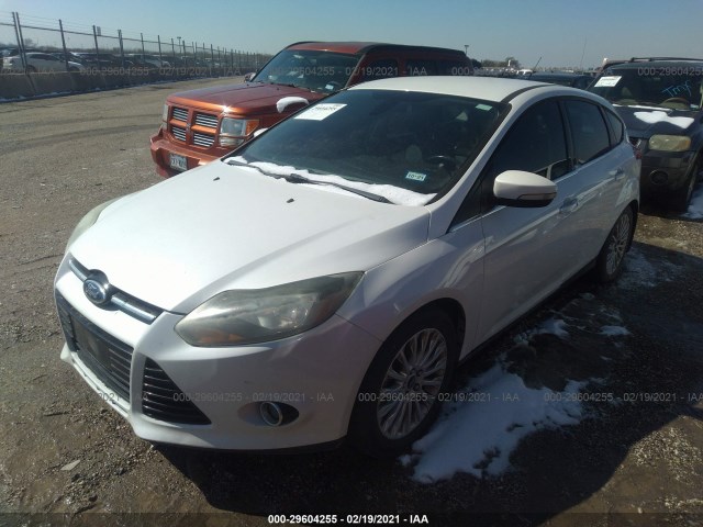 Photo 1 VIN: 1FAHP3N2XCL320607 - FORD FOCUS 