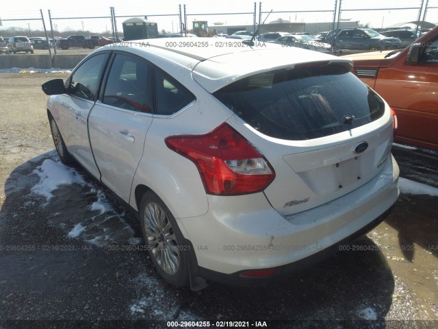 Photo 2 VIN: 1FAHP3N2XCL320607 - FORD FOCUS 