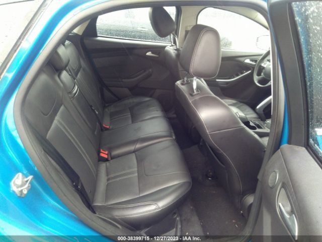 Photo 7 VIN: 1FAHP3N2XCL352294 - FORD FOCUS 