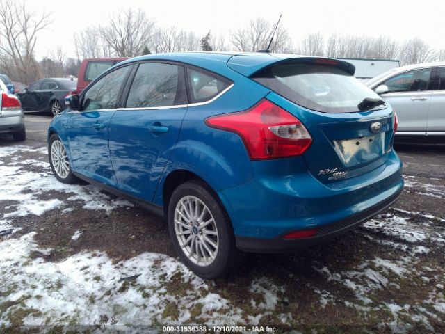 Photo 2 VIN: 1FAHP3R49CL333831 - FORD FOCUS 