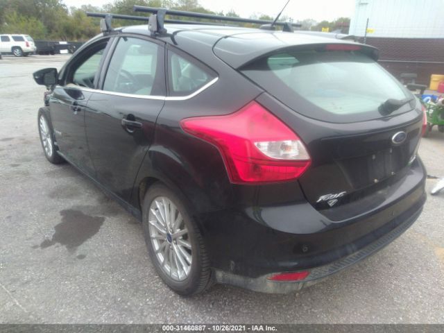 Photo 2 VIN: 1FAHP3R49CL442032 - FORD FOCUS 