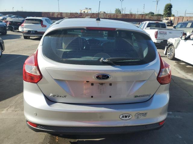 Photo 5 VIN: 1FAHP3R4XCL411579 - FORD FOCUS BEV 