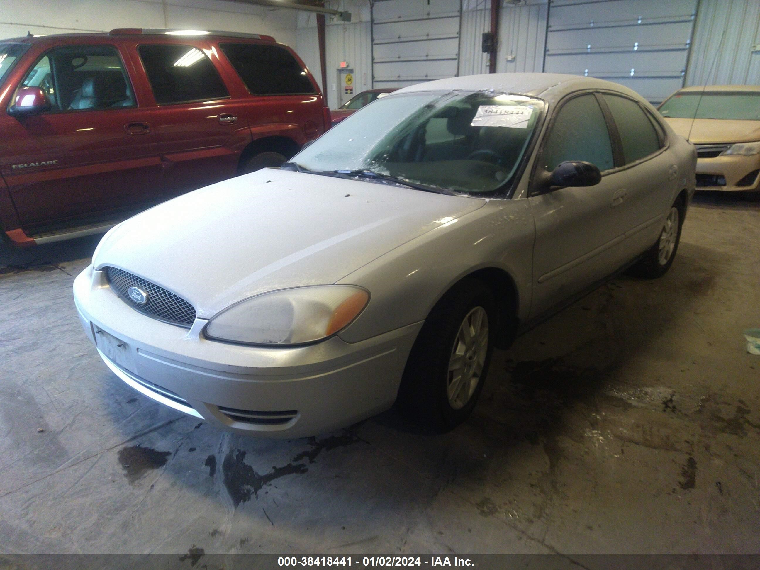 Photo 1 VIN: 1FAHP53U05A202631 - FORD TAURUS 